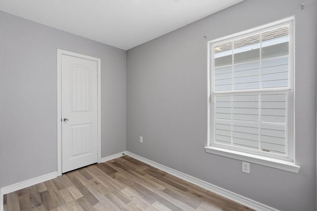 16680 E Ivanhoe, Montgomery, TX 77316