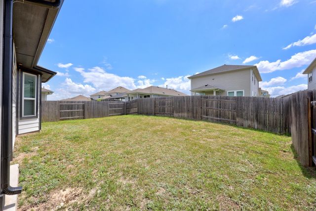213 Graver ST, Georgetown, TX 78626
