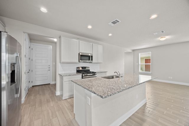 213 Graver ST, Georgetown, TX 78626