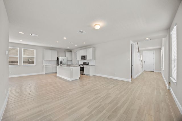 213 Graver ST, Georgetown, TX 78626