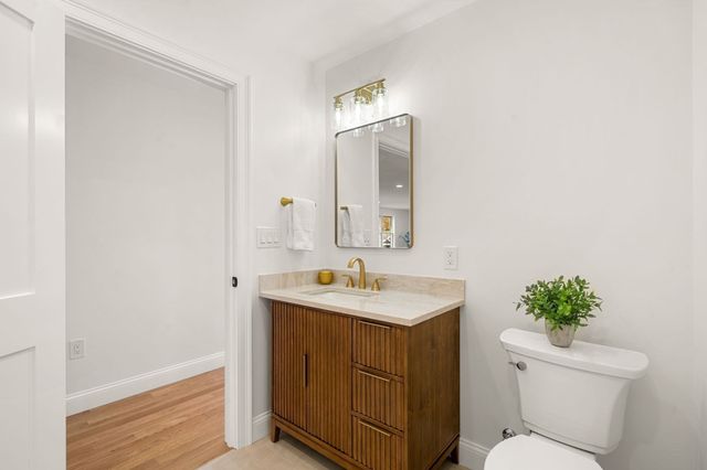 5 Lee Avenue, Wilmington, MA 01887