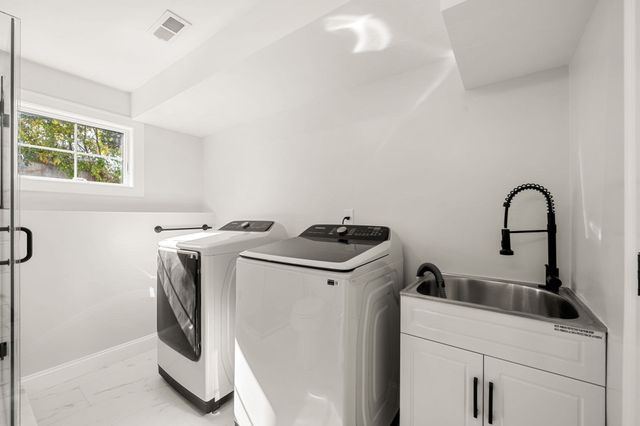 5 Lee Avenue, Wilmington, MA 01887