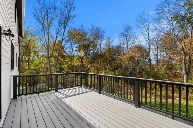 5 Lee Avenue, Wilmington, MA 01887
