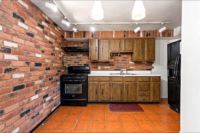 5221 Schenley Ave, Garfield, PA 15224