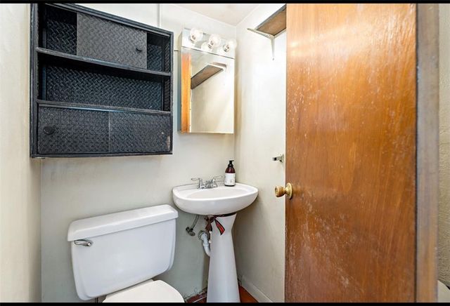 5221 Schenley Ave, Garfield, PA 15224