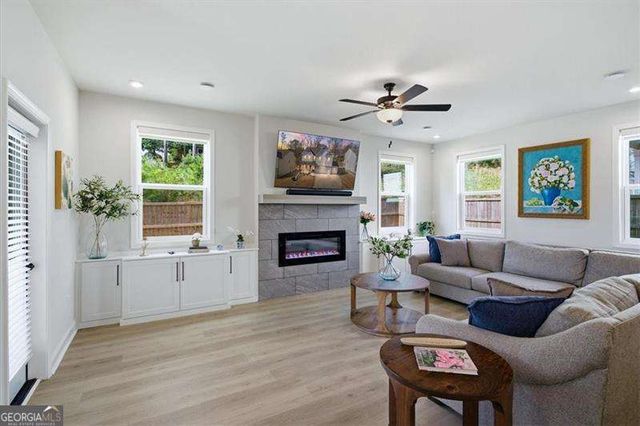 2435 Hidden Creek Road, Kennesaw, GA 30152