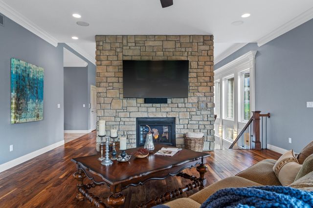 4306 GRANITE SPRINGS DR, Columbia, MO 65203