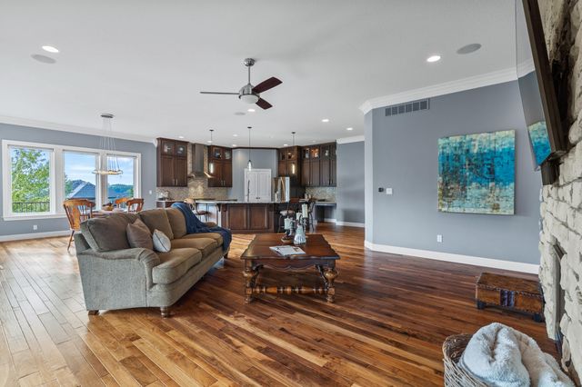 4306 GRANITE SPRINGS DR, Columbia, MO 65203