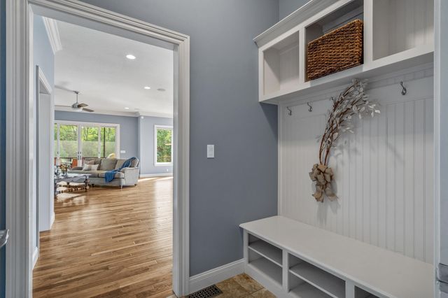 4306 GRANITE SPRINGS DR, Columbia, MO 65203