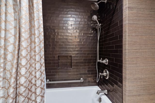 4306 GRANITE SPRINGS DR, Columbia, MO 65203