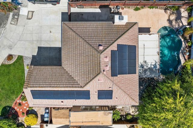 635 Eliot Dr, Livermore, CA 94551