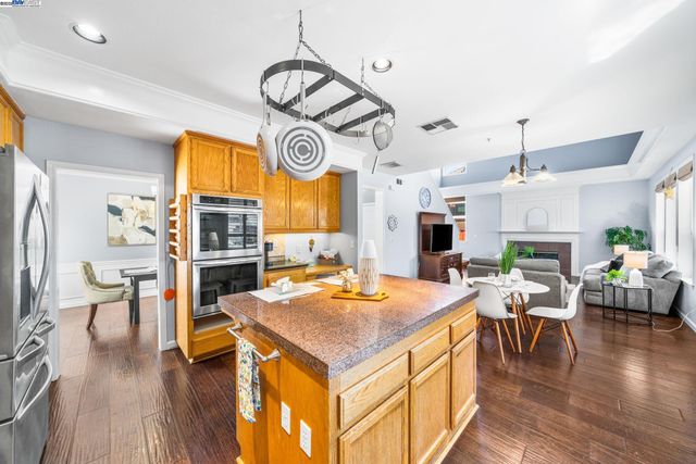 635 Eliot Dr, Livermore, CA 94551