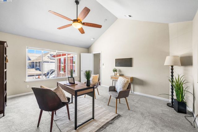 635 Eliot Dr, Livermore, CA 94551