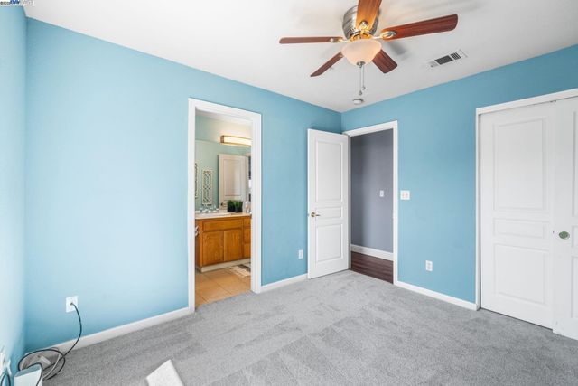 635 Eliot Dr, Livermore, CA 94551