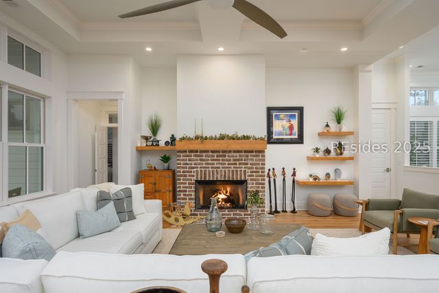 19 Sunfire Dr, Bluffton, SC 29910