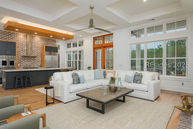 19 Sunfire Dr, Bluffton, SC 29910