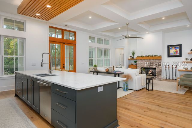 19 Sunfire Dr, Bluffton, SC 29910