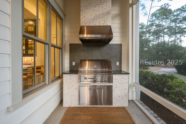 19 Sunfire Dr, Bluffton, SC 29910