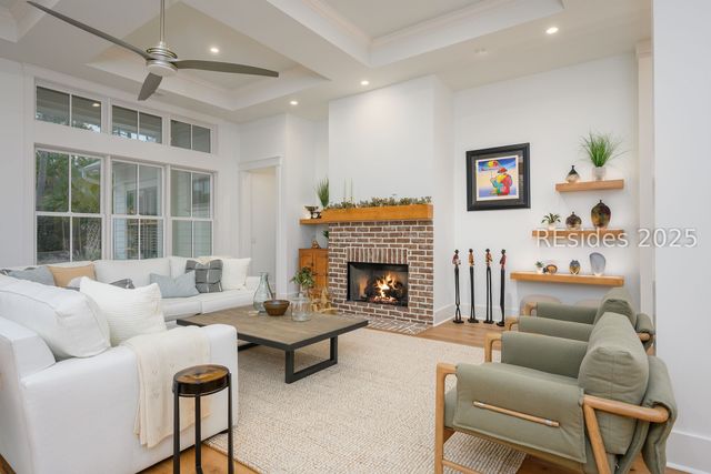 19 Sunfire Dr, Bluffton, SC 29910