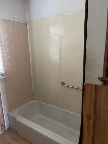 306 52nd Street, Lubbock, TX 79404