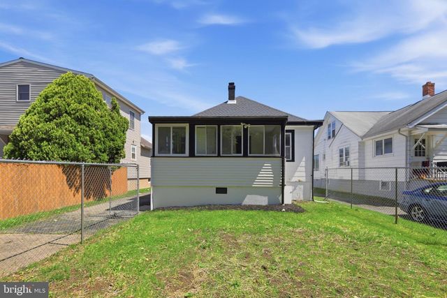 131 HOMECREST AVE, Ewing, NJ 08638