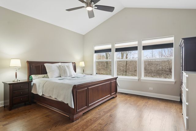 1465 Somerset Place, Barrington, IL 60010