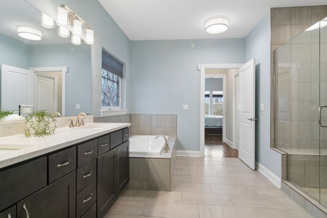 1465 Somerset Place, Barrington, IL 60010