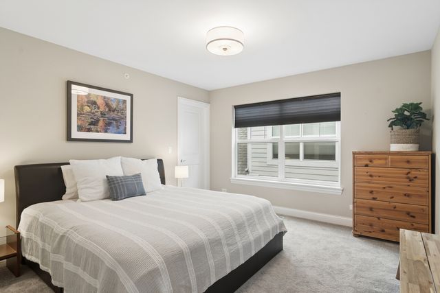 1465 Somerset Place, Barrington, IL 60010