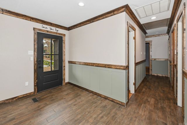 621 Kenwood Road, Benton, AR 72019