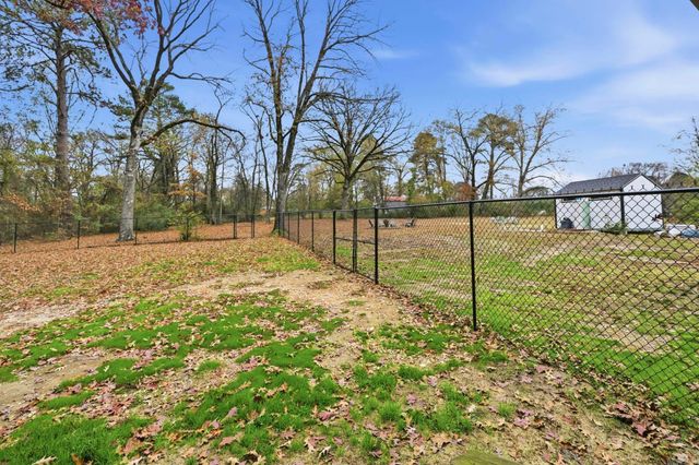 621 Kenwood Road, Benton, AR 72019