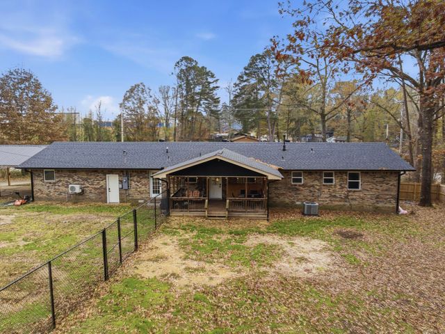 621 Kenwood Road, Benton, AR 72019