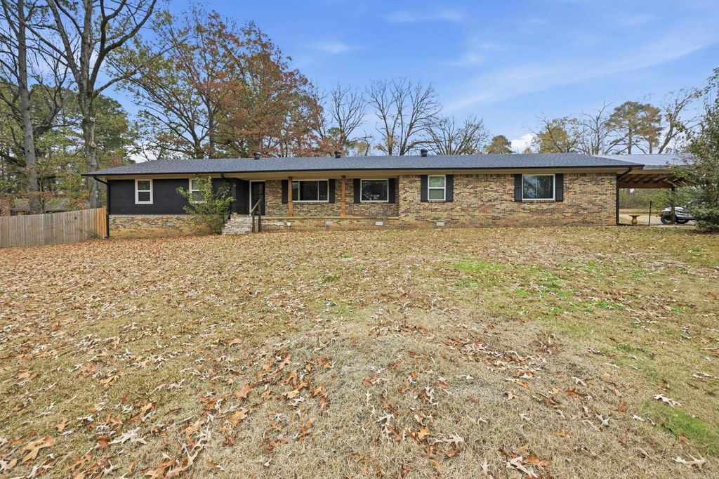 621 Kenwood Road, Benton, AR 72019