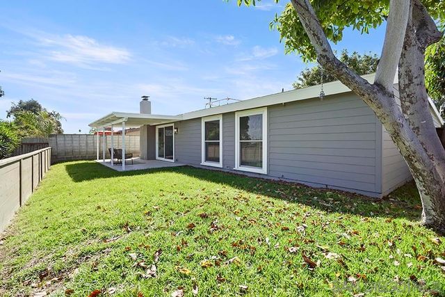 3425 Angwin Dr, San Diego, CA 92123