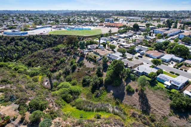 3425 Angwin Dr, San Diego, CA 92123