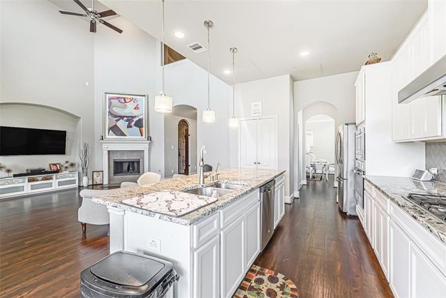 16622 Emmaus Lane, Cypress, TX 77433