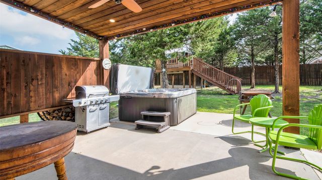 496 Brandon Way, Pottsboro, TX 75076