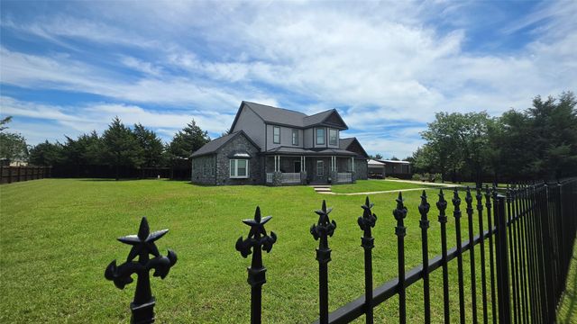 496 Brandon Way, Pottsboro, TX 75076