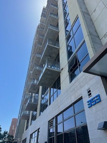 353 East Bonneville Avenue 515, Las Vegas, NV 89101
