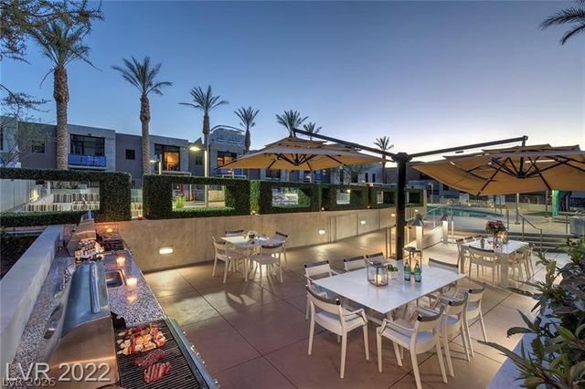 353 East Bonneville Avenue 515, Las Vegas, NV 89101