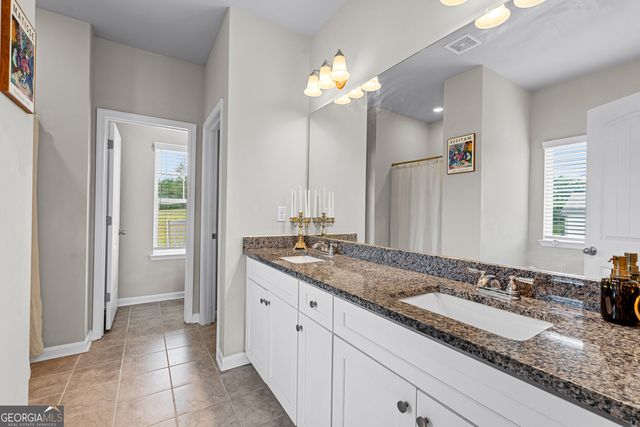 732 Tenney Nelson Road, Grantville, GA 30220