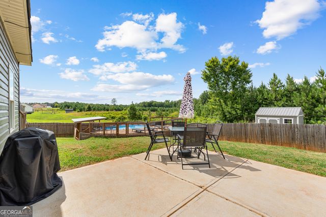 732 Tenney Nelson Road, Grantville, GA 30220