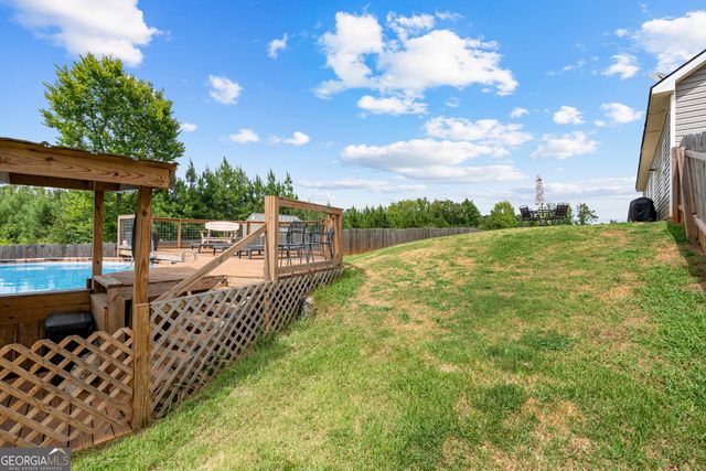 732 Tenney Nelson Road, Grantville, GA 30220