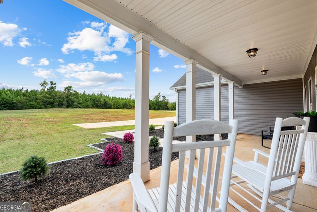 732 Tenney Nelson Road, Grantville, GA 30220