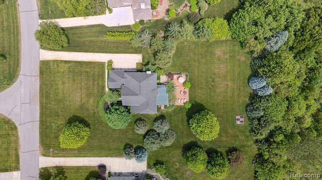 6345 Brookview Drive, Saline, MI 48176