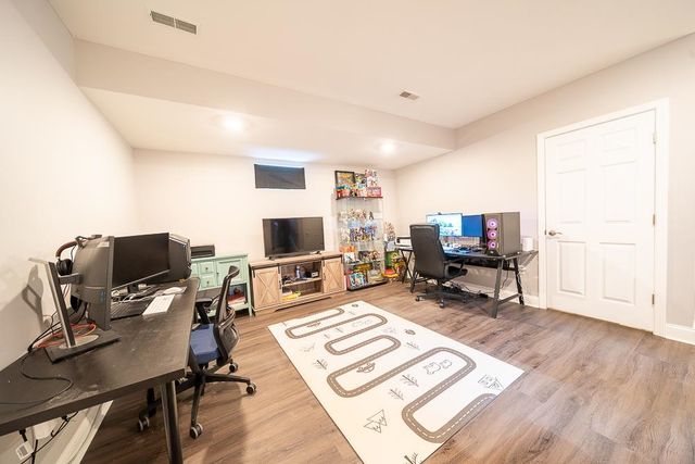 585 Bodwell Road, Manchester, NH 03109