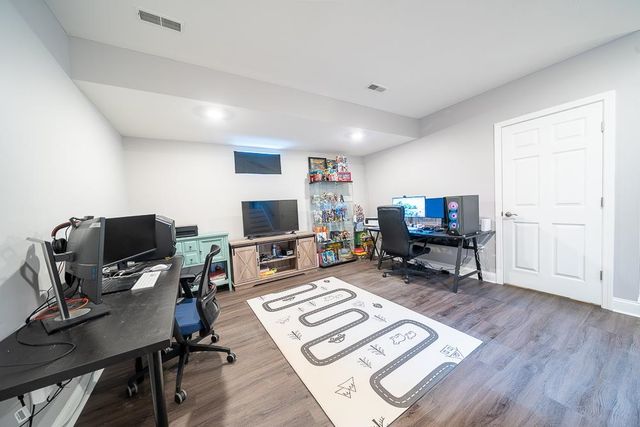 585 Bodwell Road, Manchester, NH 03109