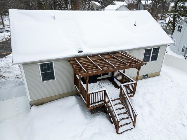 585 Bodwell Road, Manchester, NH 03109