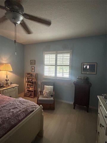 1210 NW 100th Avenue, Pembroke Pines, FL 33024