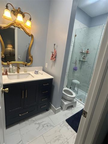 1210 NW 100th Avenue, Pembroke Pines, FL 33024