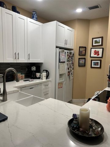 1210 NW 100th Avenue, Pembroke Pines, FL 33024